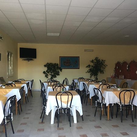 B&B Baia Dello Stretto Gallico Marina Eksteriør billede