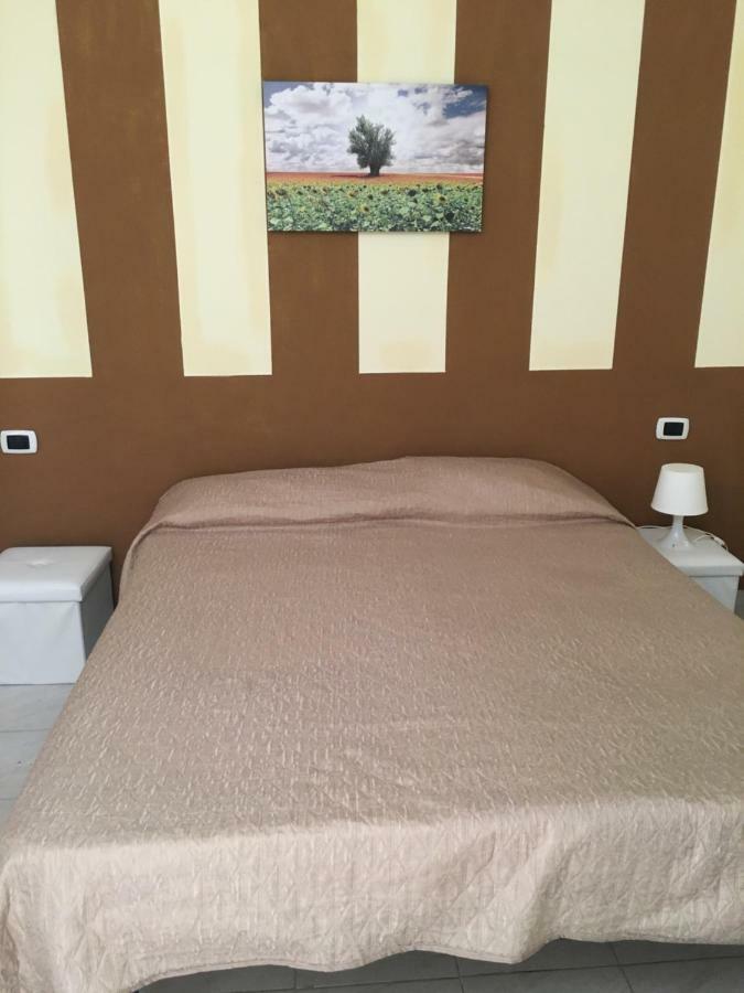B&B Baia Dello Stretto Gallico Marina Eksteriør billede